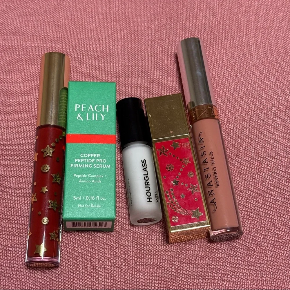 Makeup Bundle - Picture 4 of 6